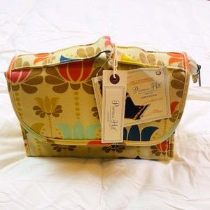 Primrose Hill Carry Clutch